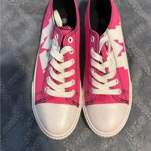 ***Brand New Never Worn...Pink and White Canvas Sneakers****UofM Fans!
